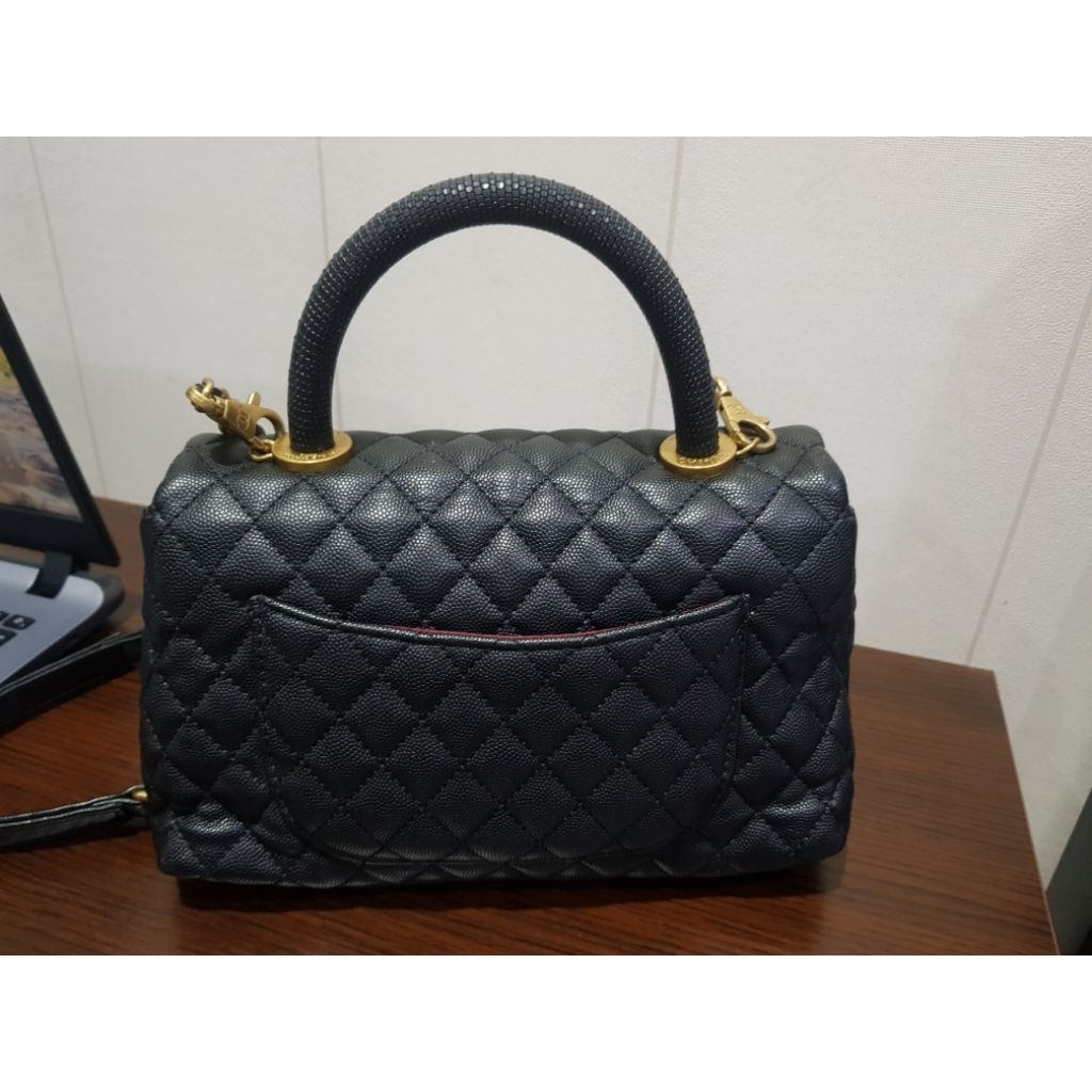 Chanel coco handle black