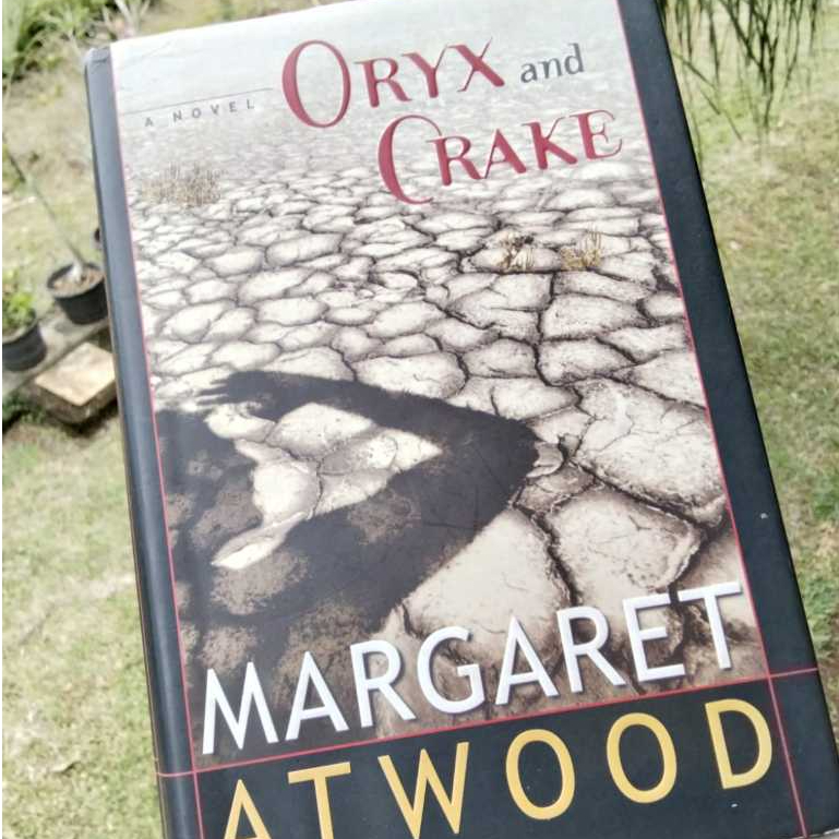 Margaret Atwood Oryx and Crake (HC) Novel Literature Bahasa Inggris Preloved