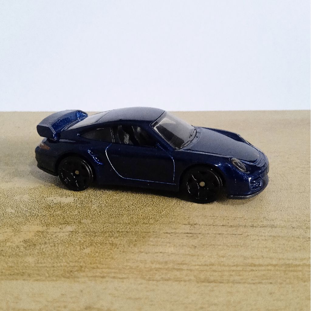 Hot Wheels Porsche 911 GT2