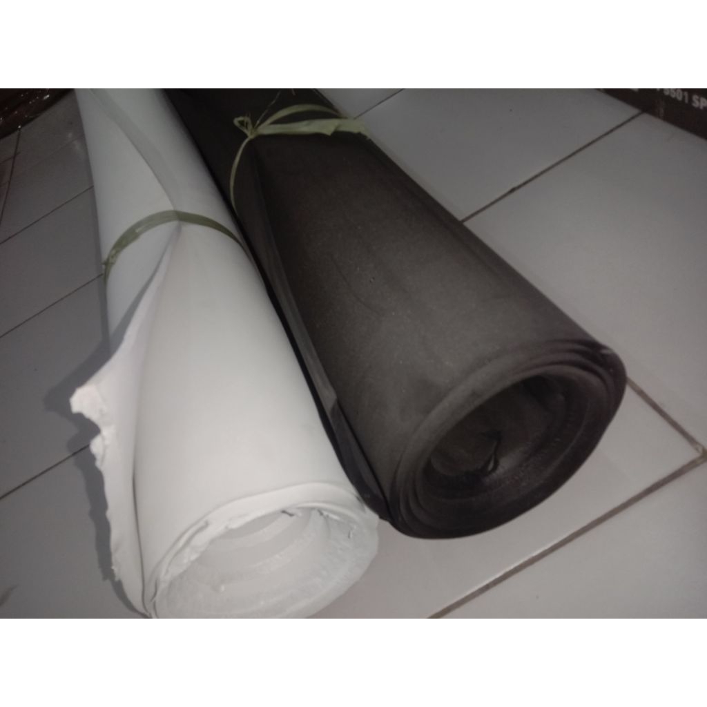 Lembar Spon EVA Ati 2mm - Warna Hitam dan Putih, Ukuran 120cm x 200 cm