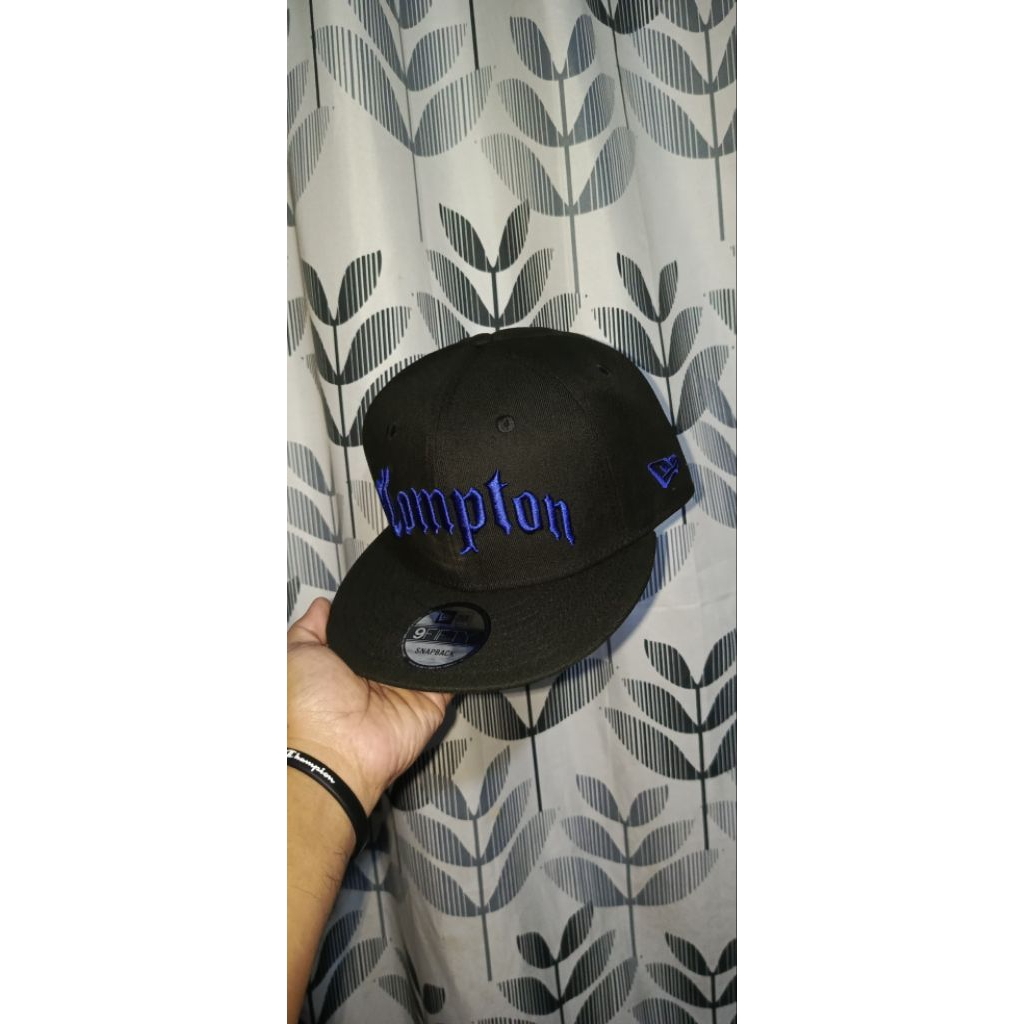 Topi New Era Compton