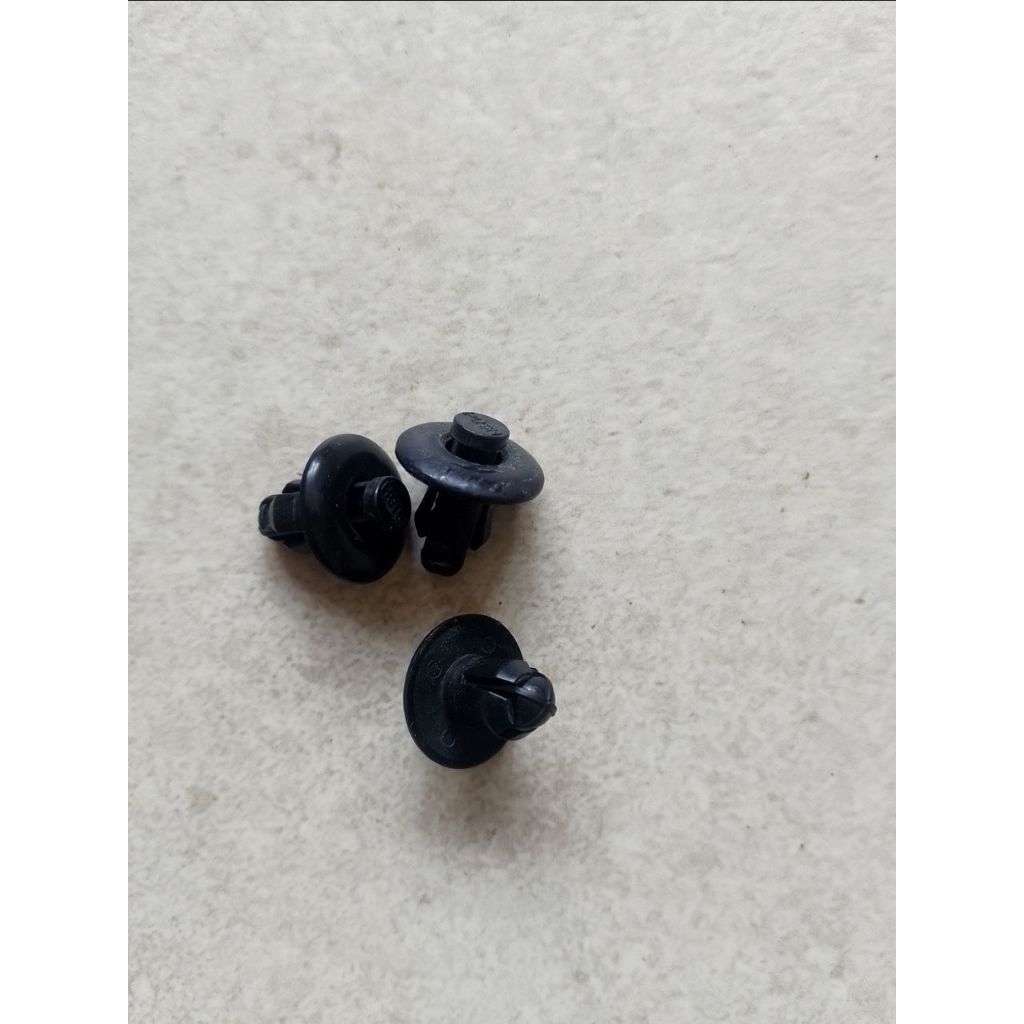 Push Clip Air Duct - Clip bodi plastik CBR 150R CBR 250RR - Klip Bodi Besar CBR 250RR CBR 150R