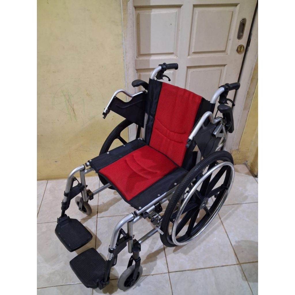 (cod)kursi roda Racing seken alumunium ringal siap pakai bekas termurah kondisi masih bagus