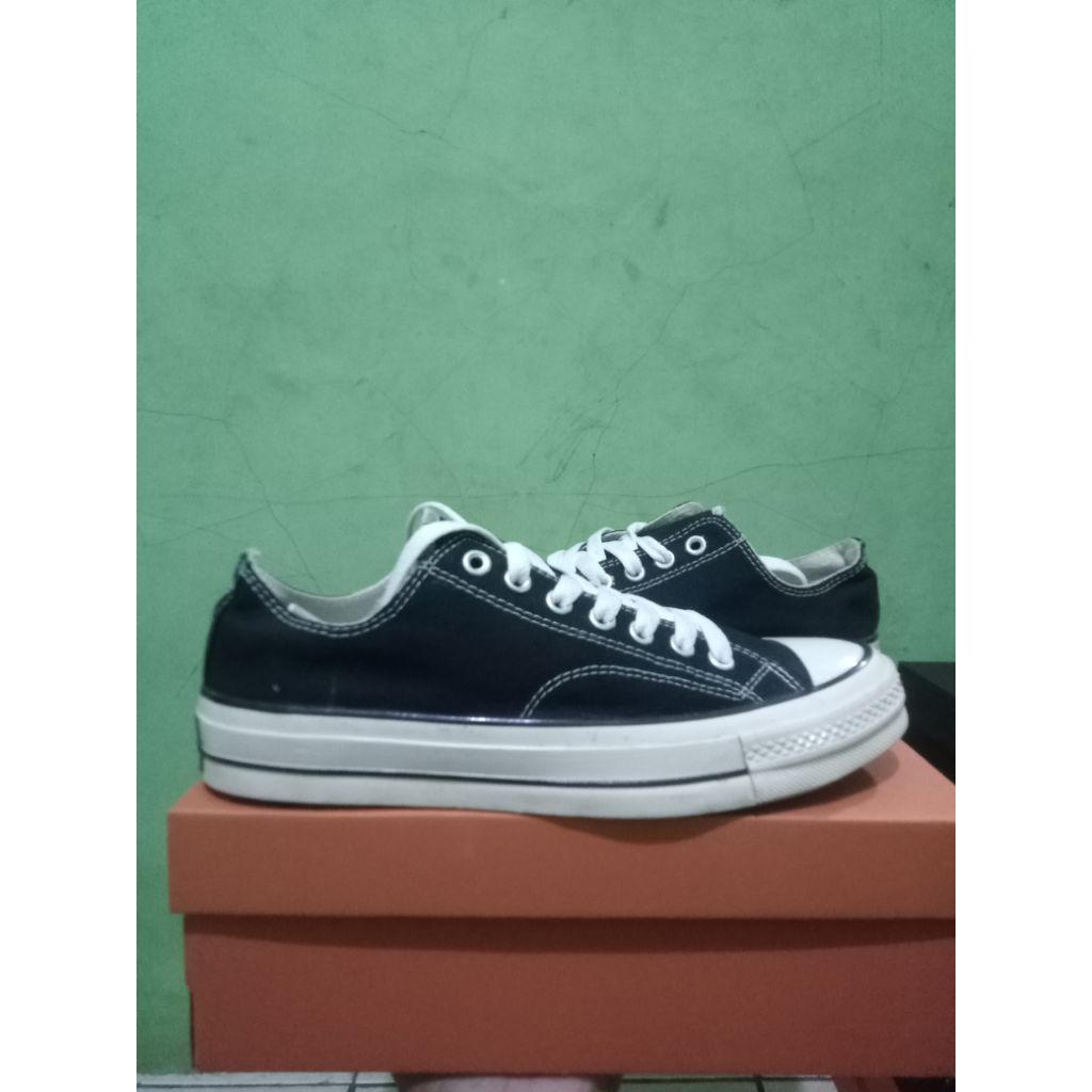 sepatu Converse bw Scholl