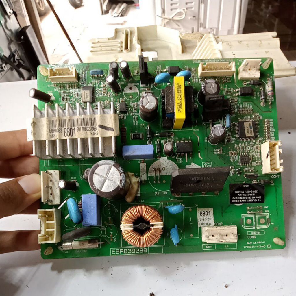 Modul PCB kulkas inverter LG