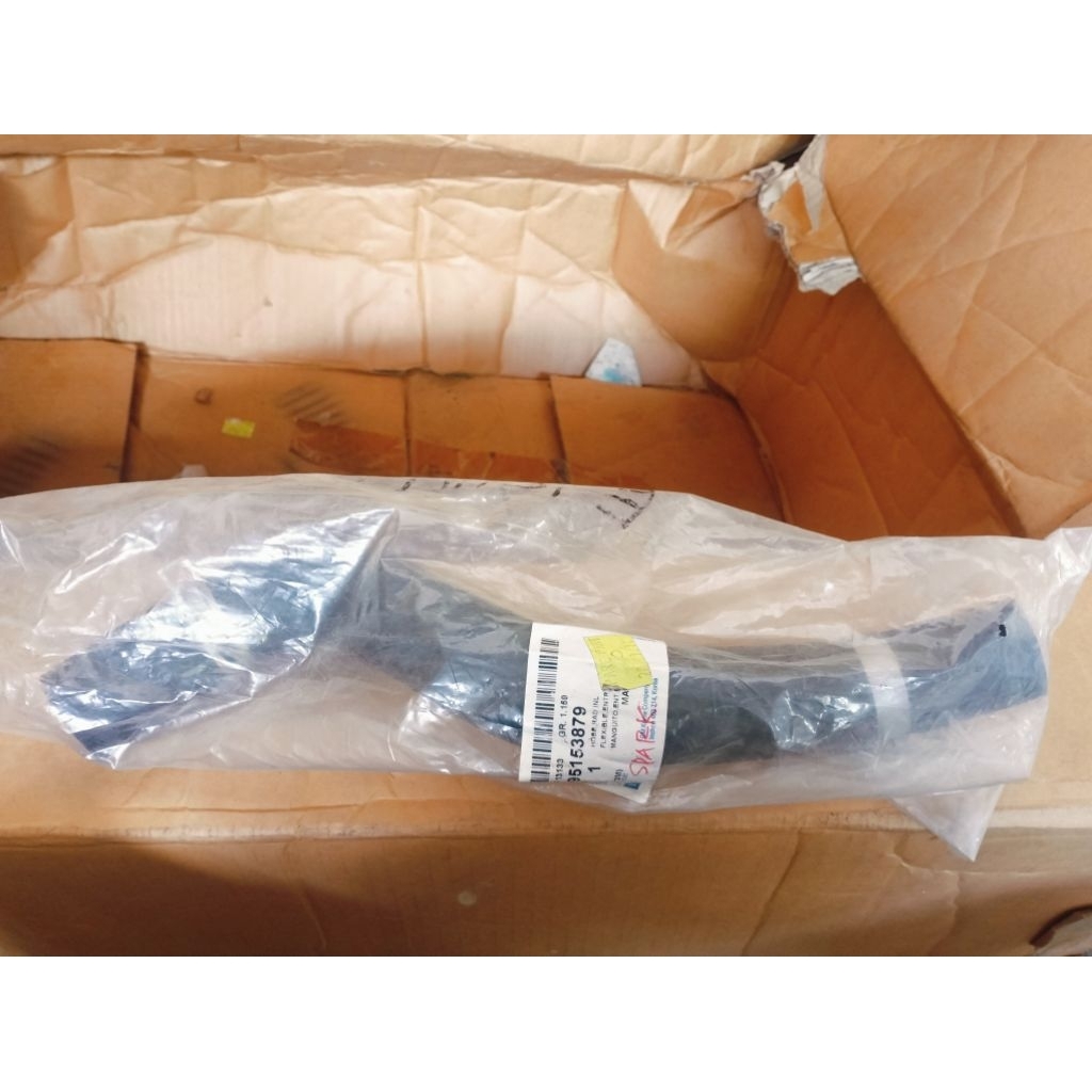 selang radiator atas Chevrolet spark 800cc