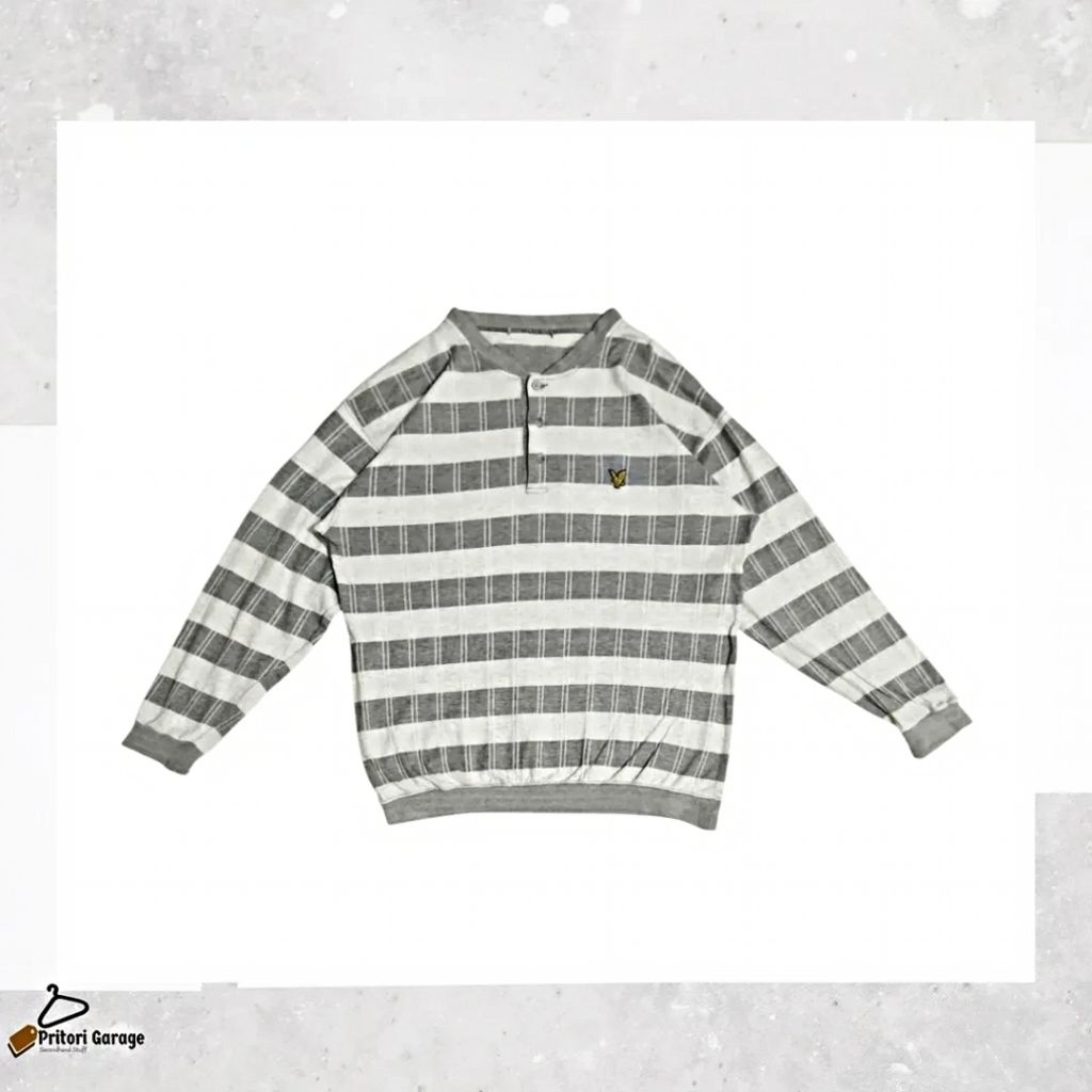 Long Sleeve Stripe Rugby Polo Lyle and Scott White Grey Colour Vintage L
