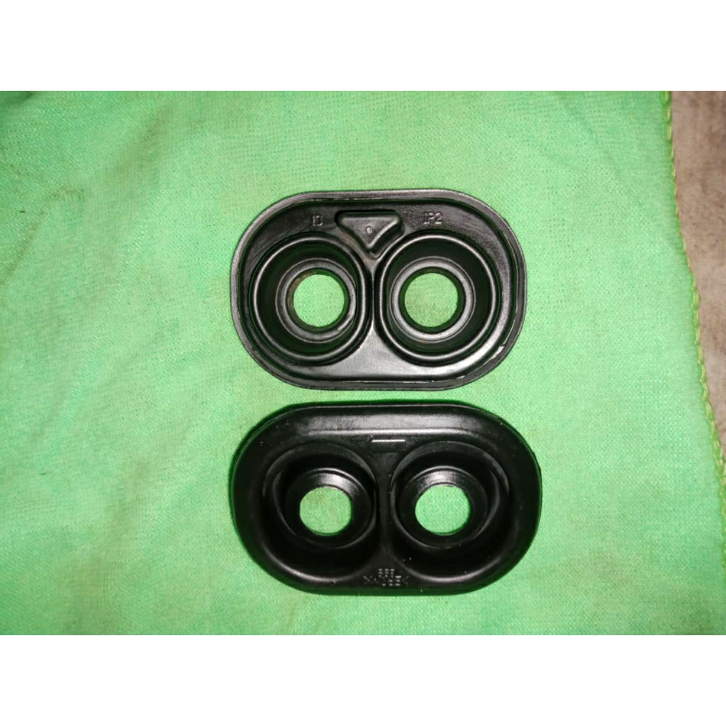 Karet Body Tutup Pipa heater Pemanas AC Mobil Toyota Universal / Karet Dush Proof Toyota