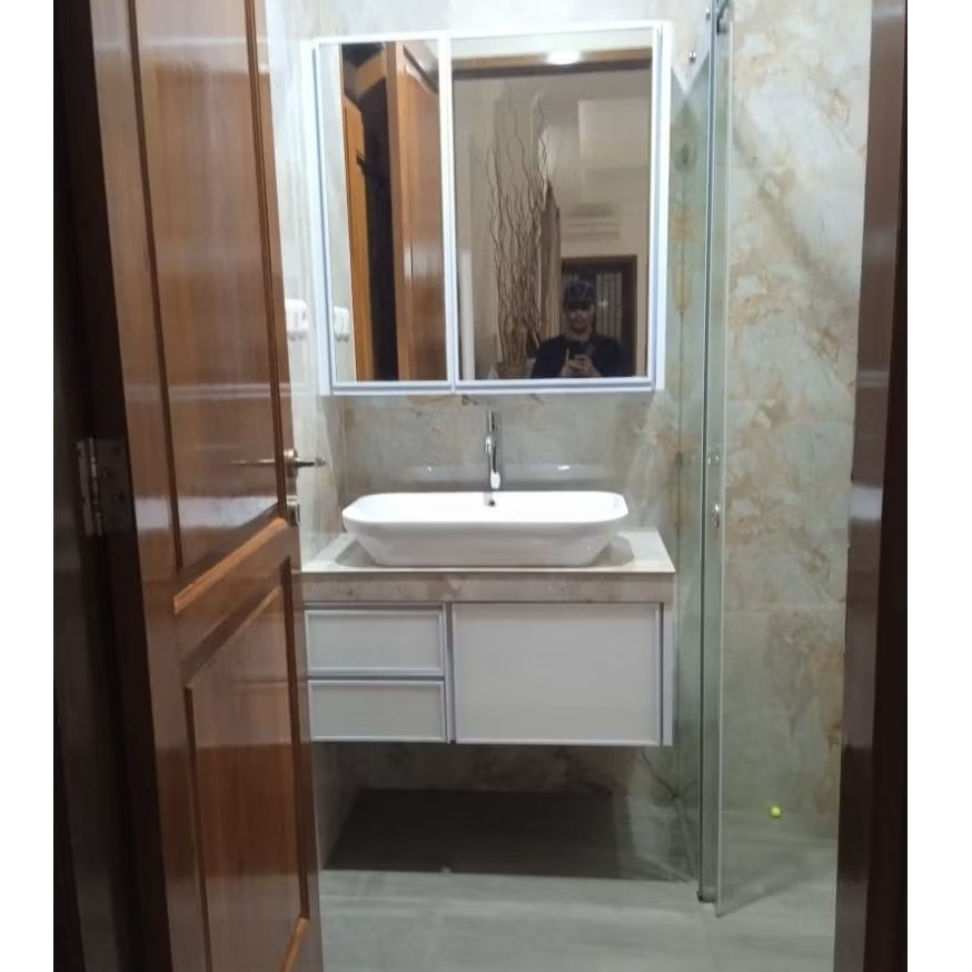 Lemari Gantung / Rak Tempat Penyimpanan Custom / Universal Aluminium ACP Panel Plus Kaca Cermin