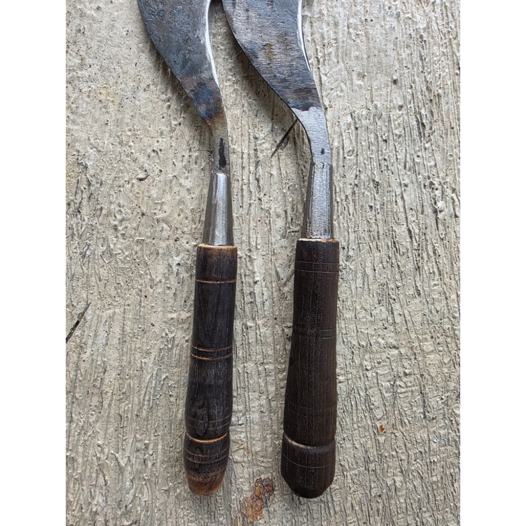 Sabit Pengaritan Rumput Baja Isen Sepuhan Tua Super Tajam