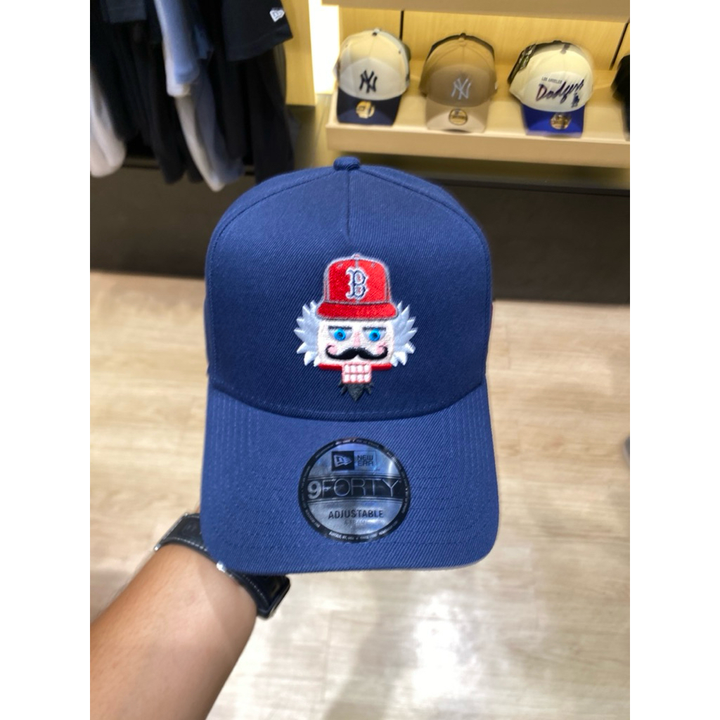 Topi New Era 940 A Frame Navy Christmas 2025