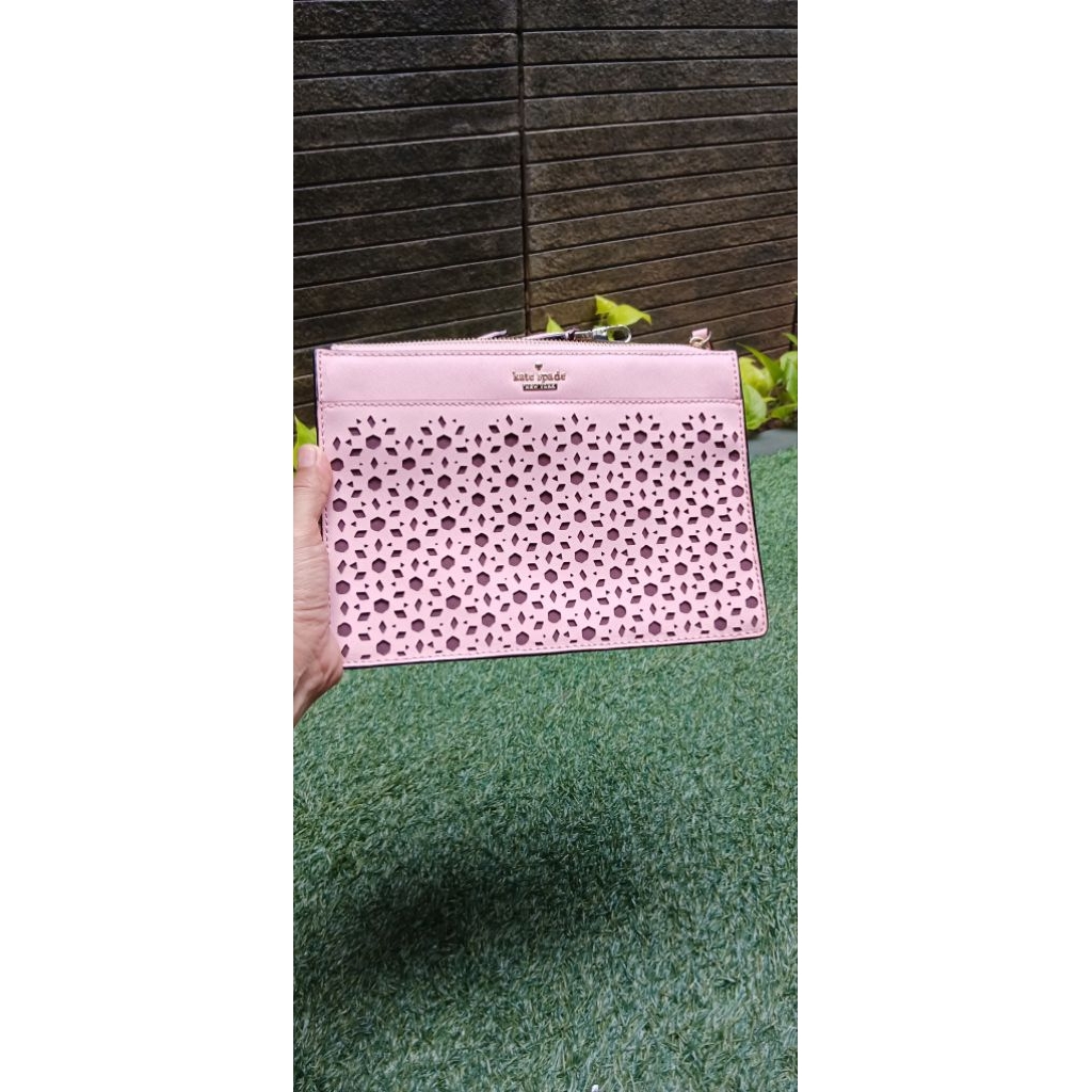 ClutchesBag Baby Pink KateSpade Ex Display Size 27x 16 x 5