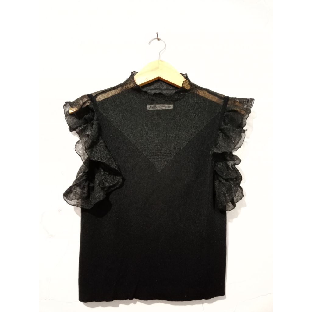 Vest Zara Knit Ruffle