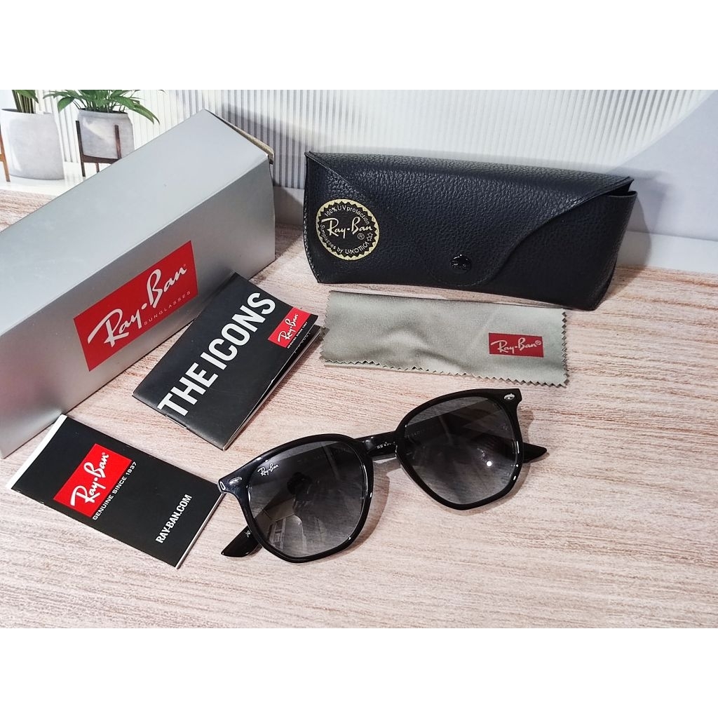 Frame kacamata RAY-BAN SUNGLASSES ORIGINAL RB4306  NEW OLD STOCK lengkap Full original BRAND