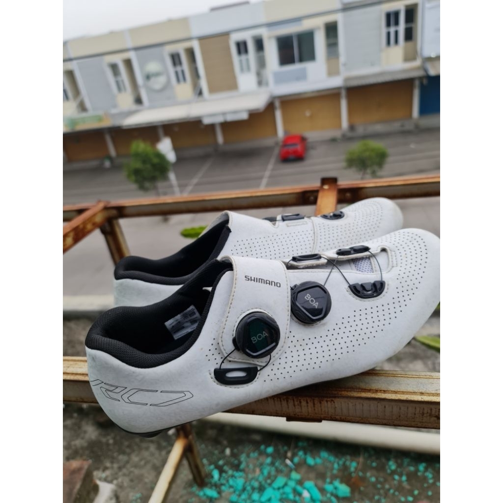 sepatu RB Shimano RC7