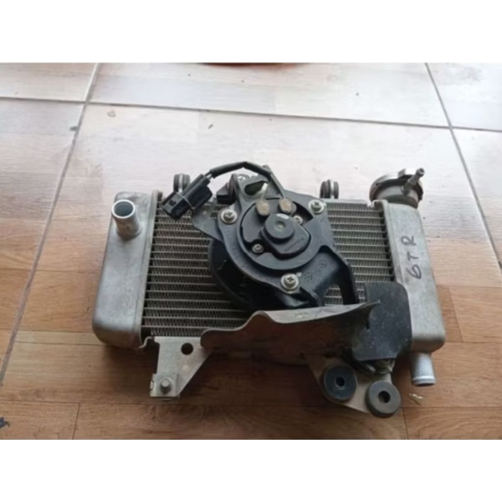 seset radiator honda sonic honda gtr seken originsl copotan motor