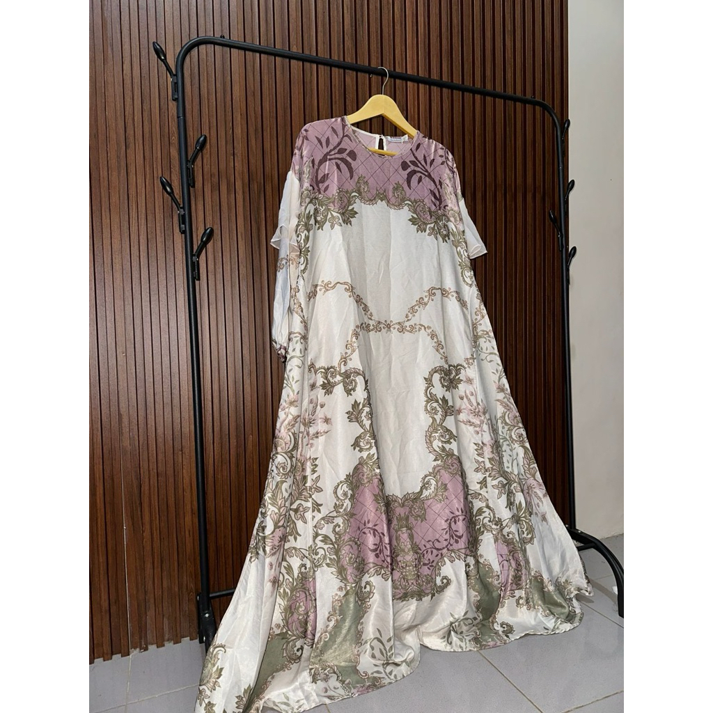 Preloved Dress ria miranda size L