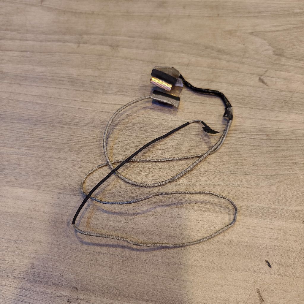 Fleksibel LCD HP 14-CM0006AU kondisi second masih bagus