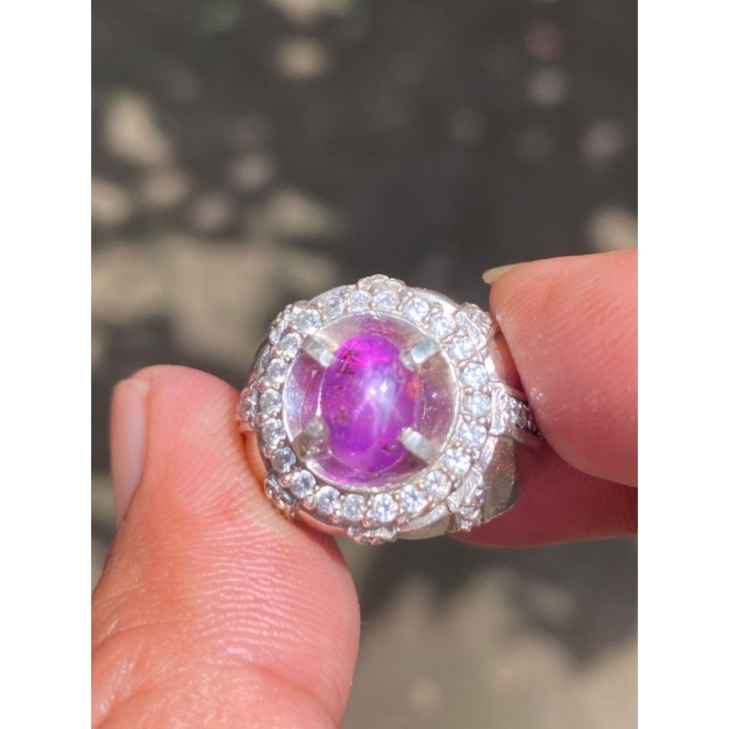 Natural Star Sapphire purple No hit