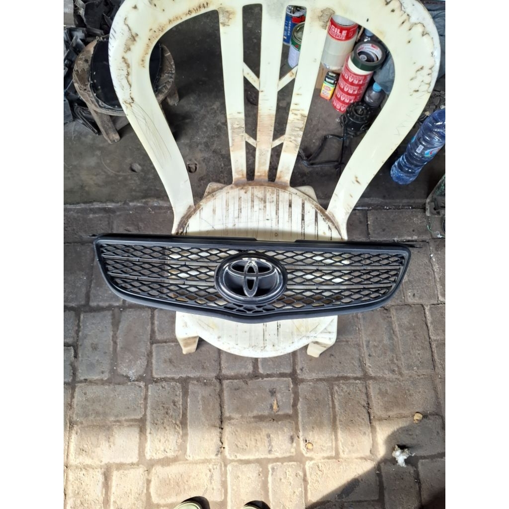 grill vios 2003-2005 ORI