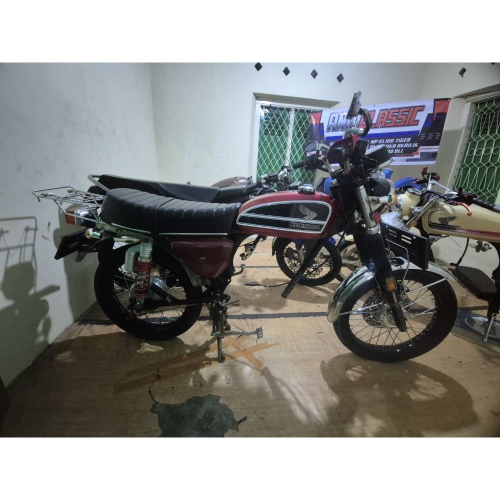 Body set bodyset CB PSP CB 100 Pemakaian Pribadi tinggal naik mesin