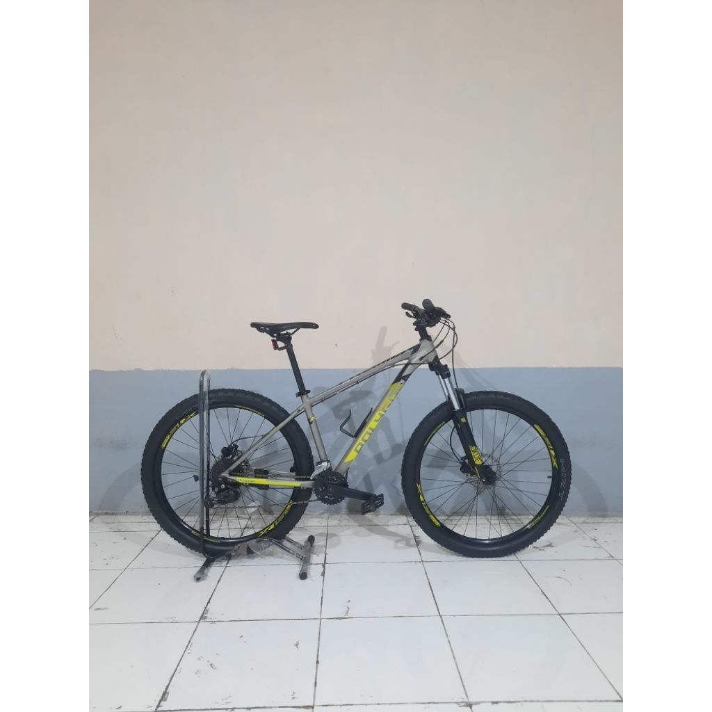 POLYGON PREMIER 5 TAHUN 2022