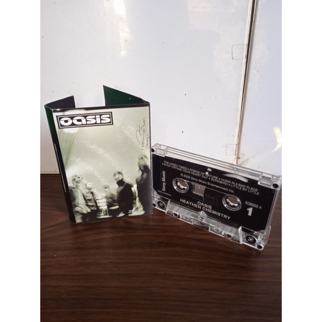 kaset pita oasis,,headhen chemistry