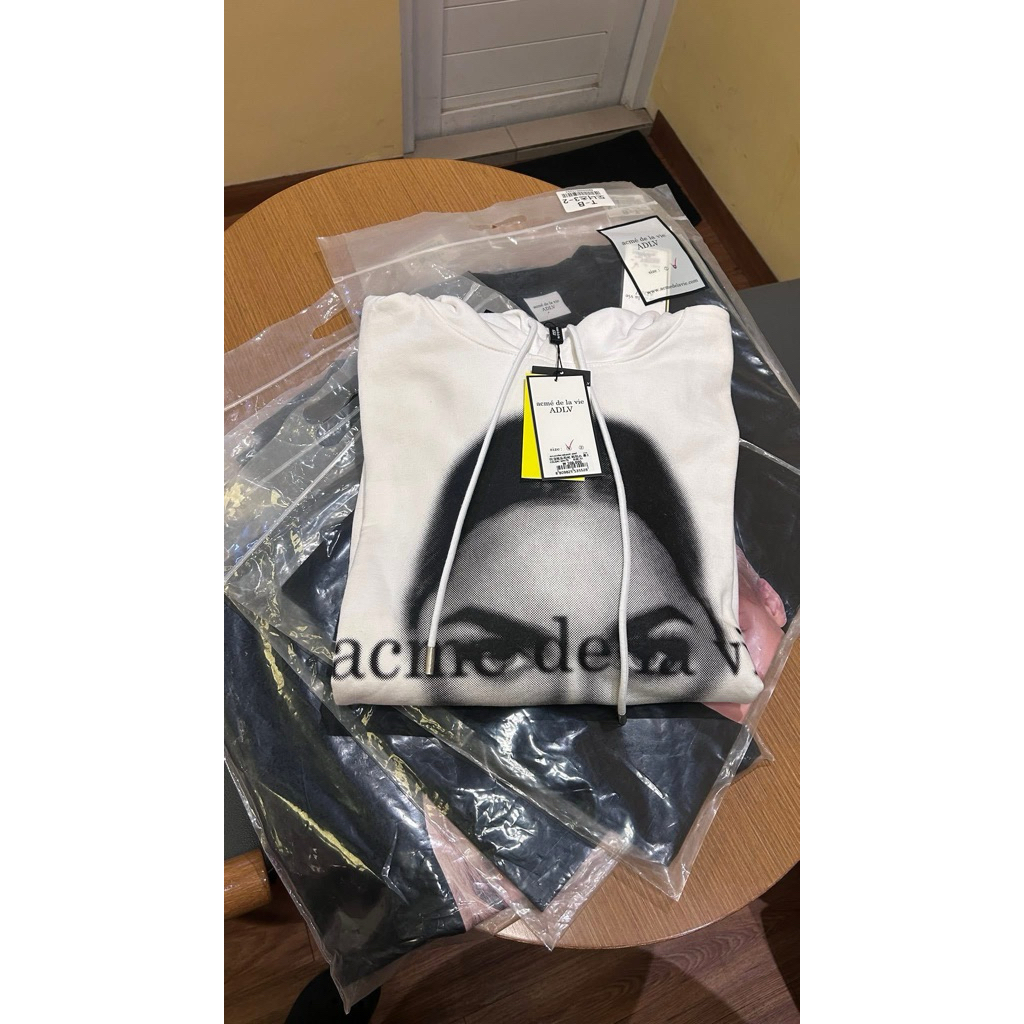 ADLV WHITE FACE HOODIE