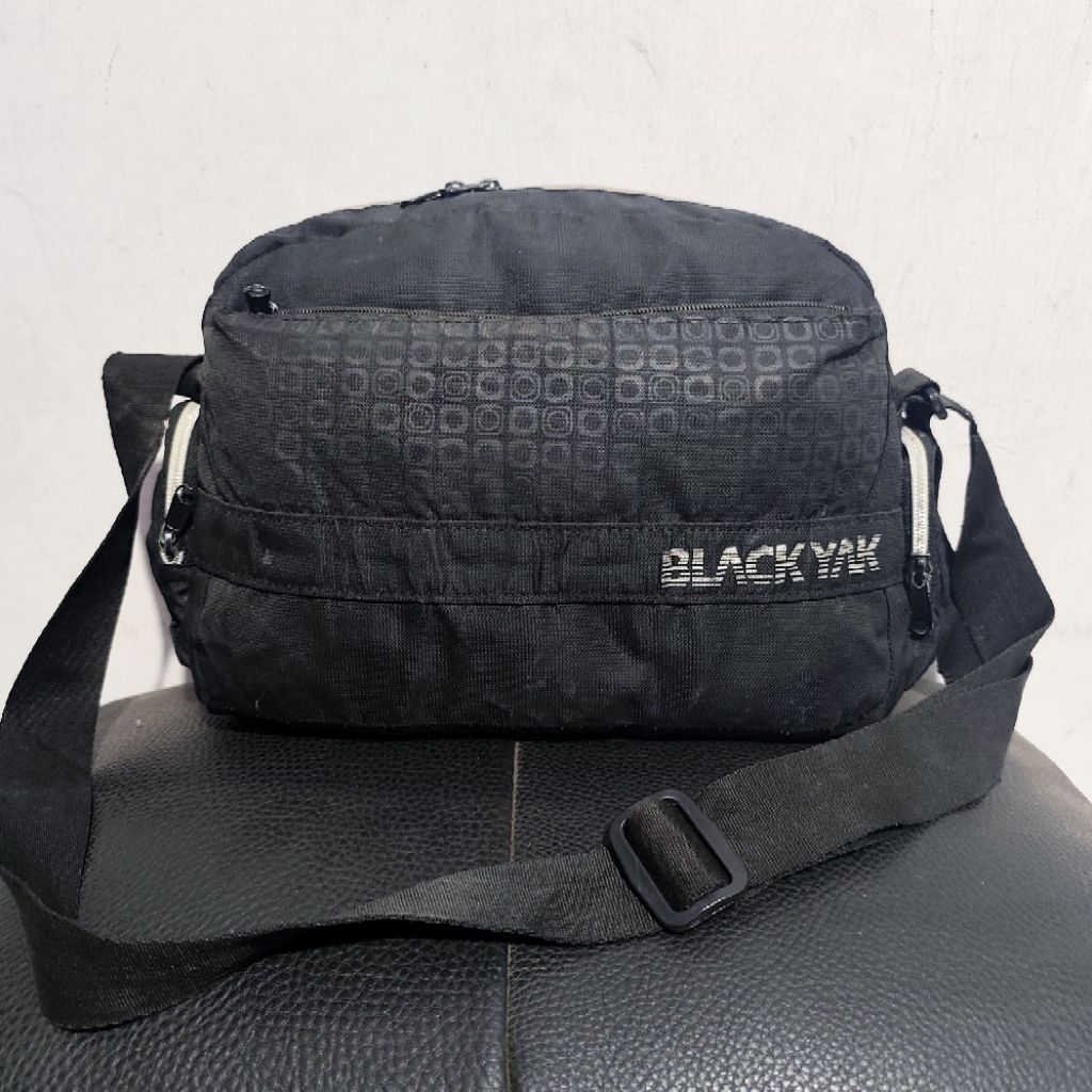 Black Yak sling bag /tas selempang Outdoor Blackyak hitam