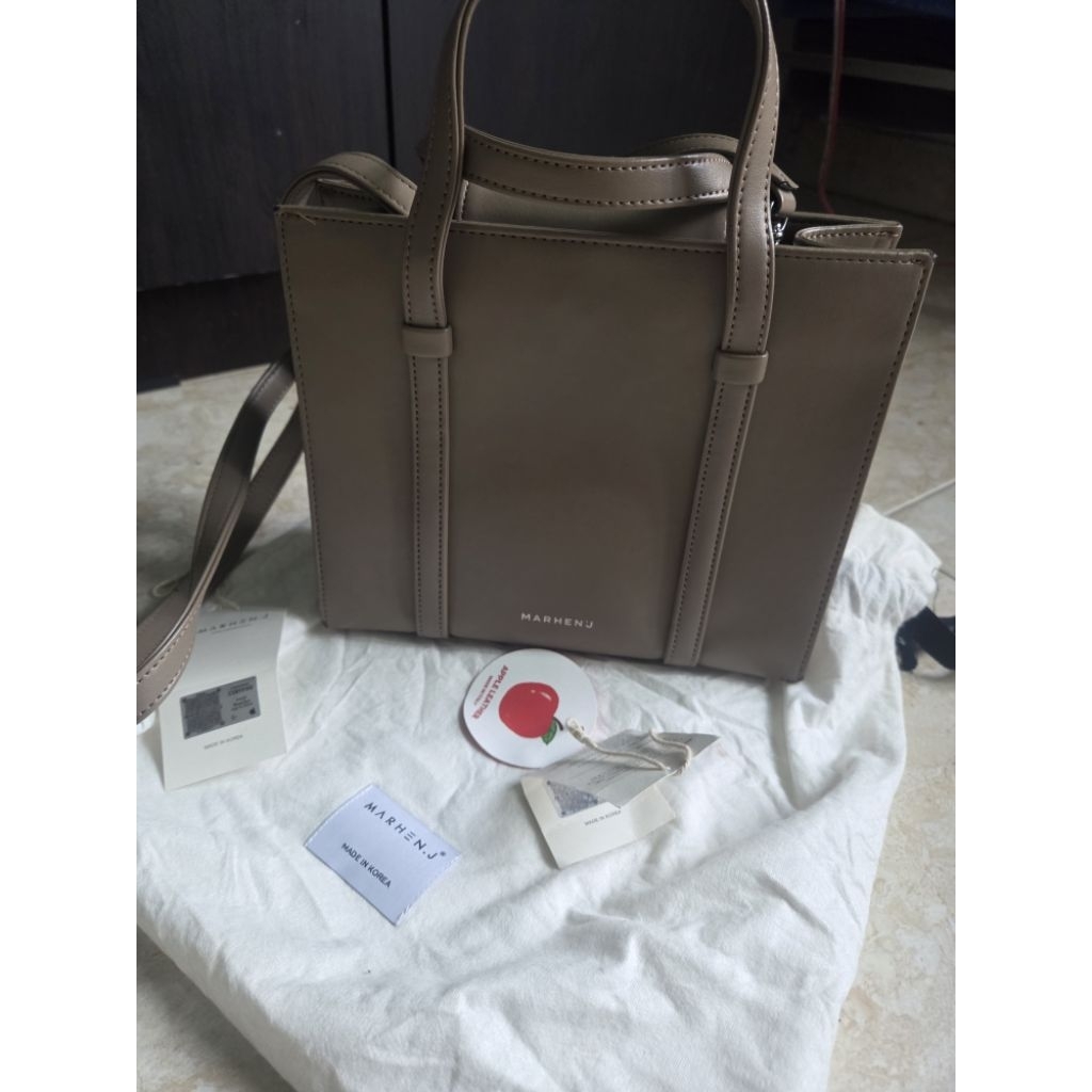 Preloved Marhen J Laura Mini