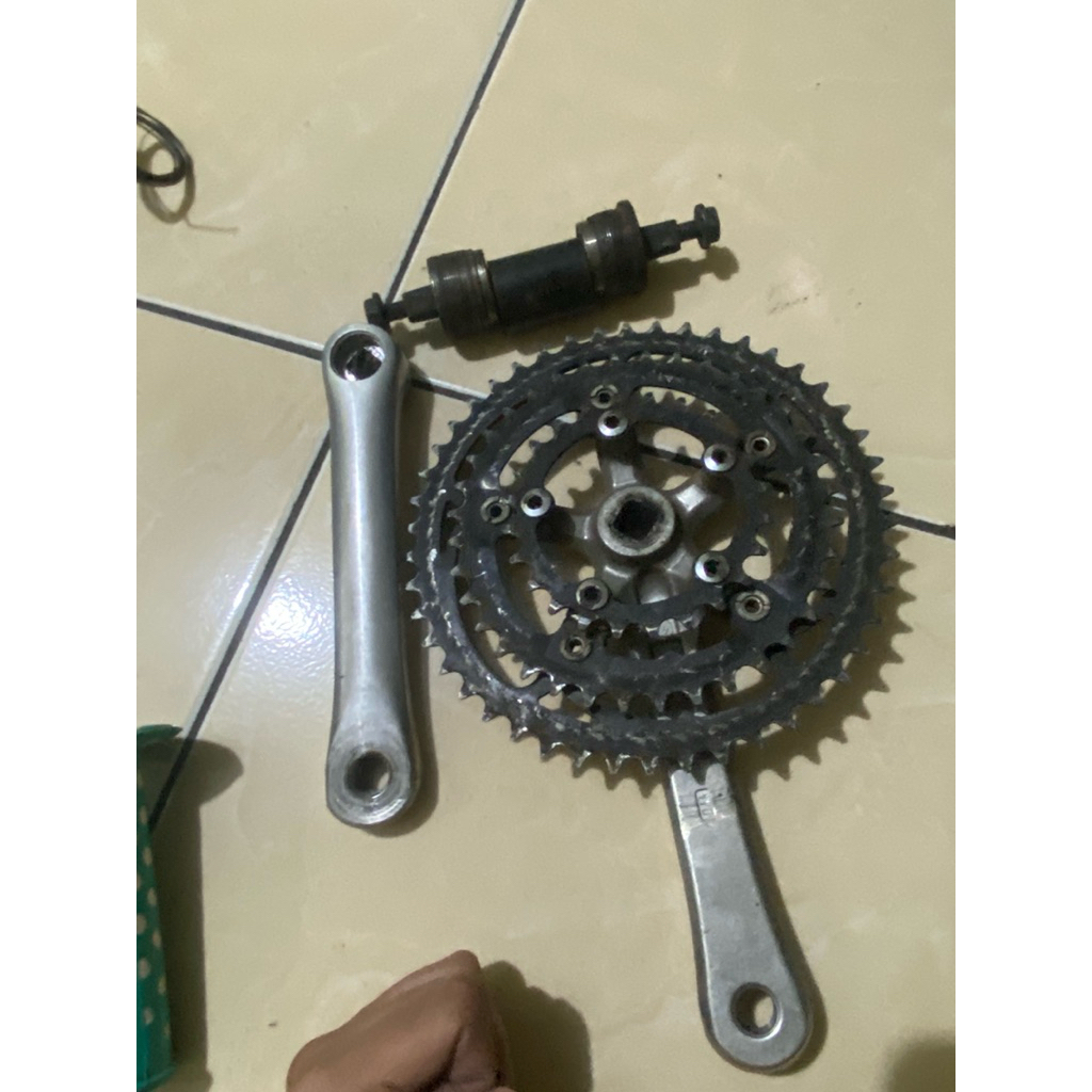 crank suntour bb