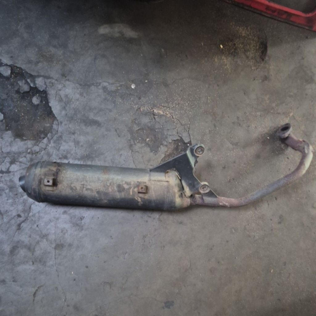 knalpot spin 125 original standar