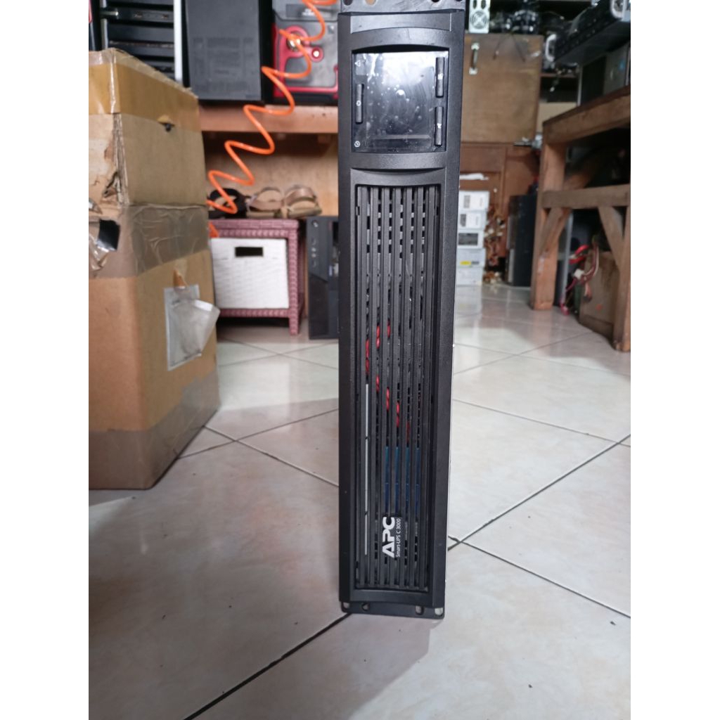 ups rak 3000va ups apc smart C 3000va rackmount SMC3000RMi2U siap pakai