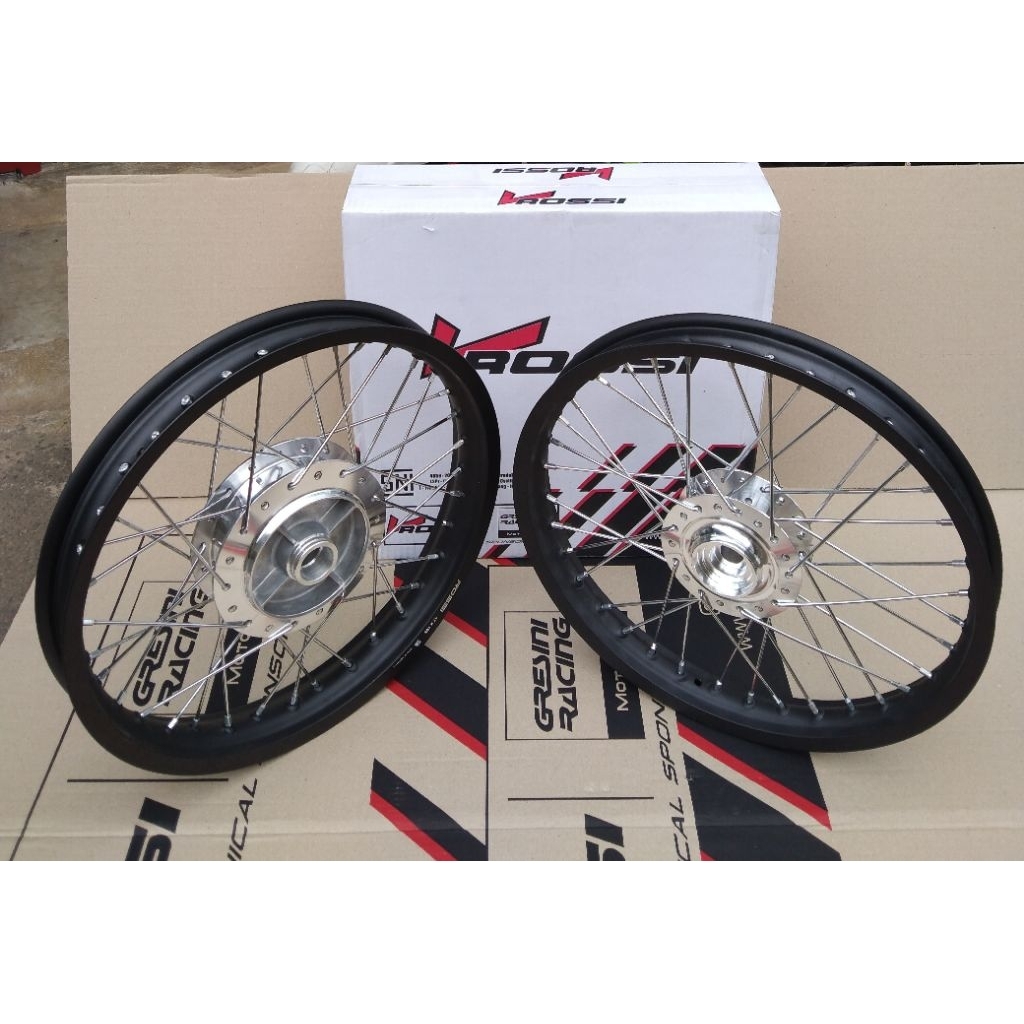 VELG PELAK SET JARI JARI RX KING RING 18 HITAM DOFF DAN HITAM LICIN UKURAN 160 DAN 185 ORIGINAL V RO