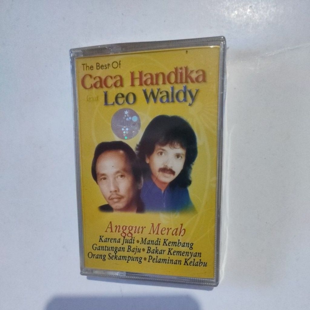 KASET THE BEST OF CACA HANDIKA & LEO WALDY