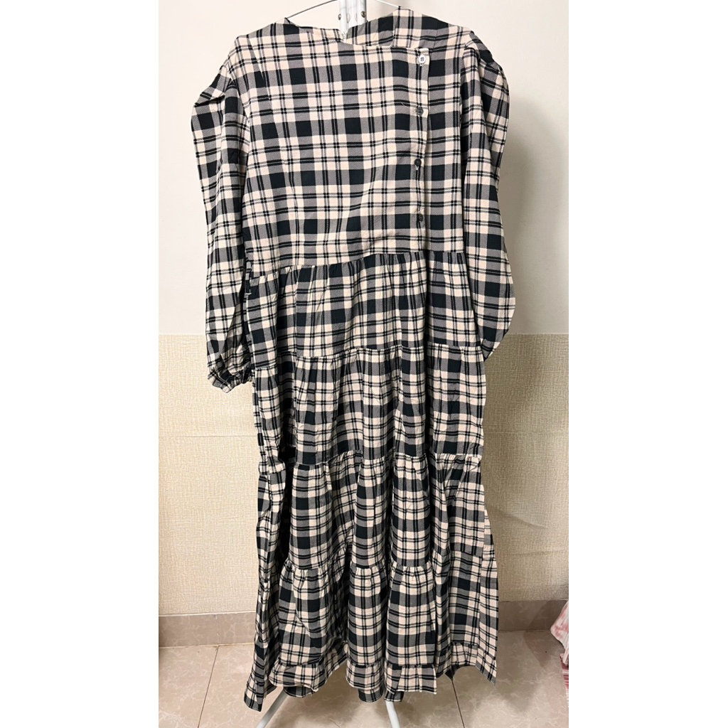 Dress muslim hitam kotak