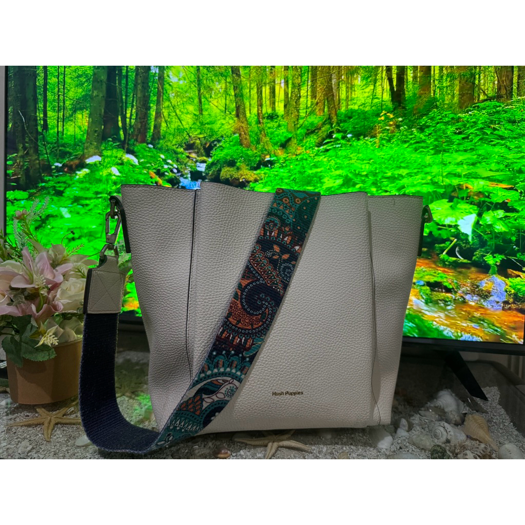 Tas Selempang Hush Puppies - Frances Satchel