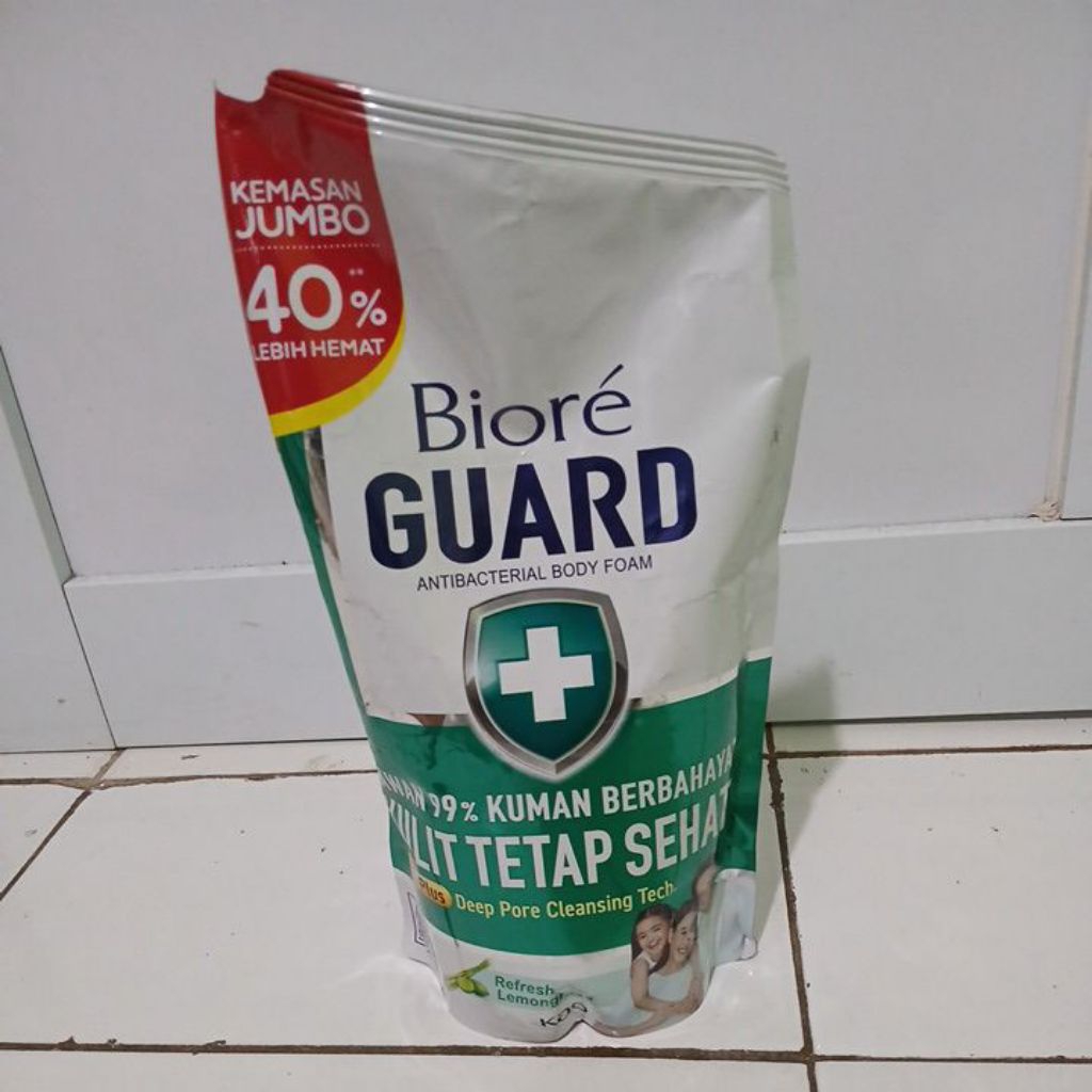 Promo murah Biore 800ml