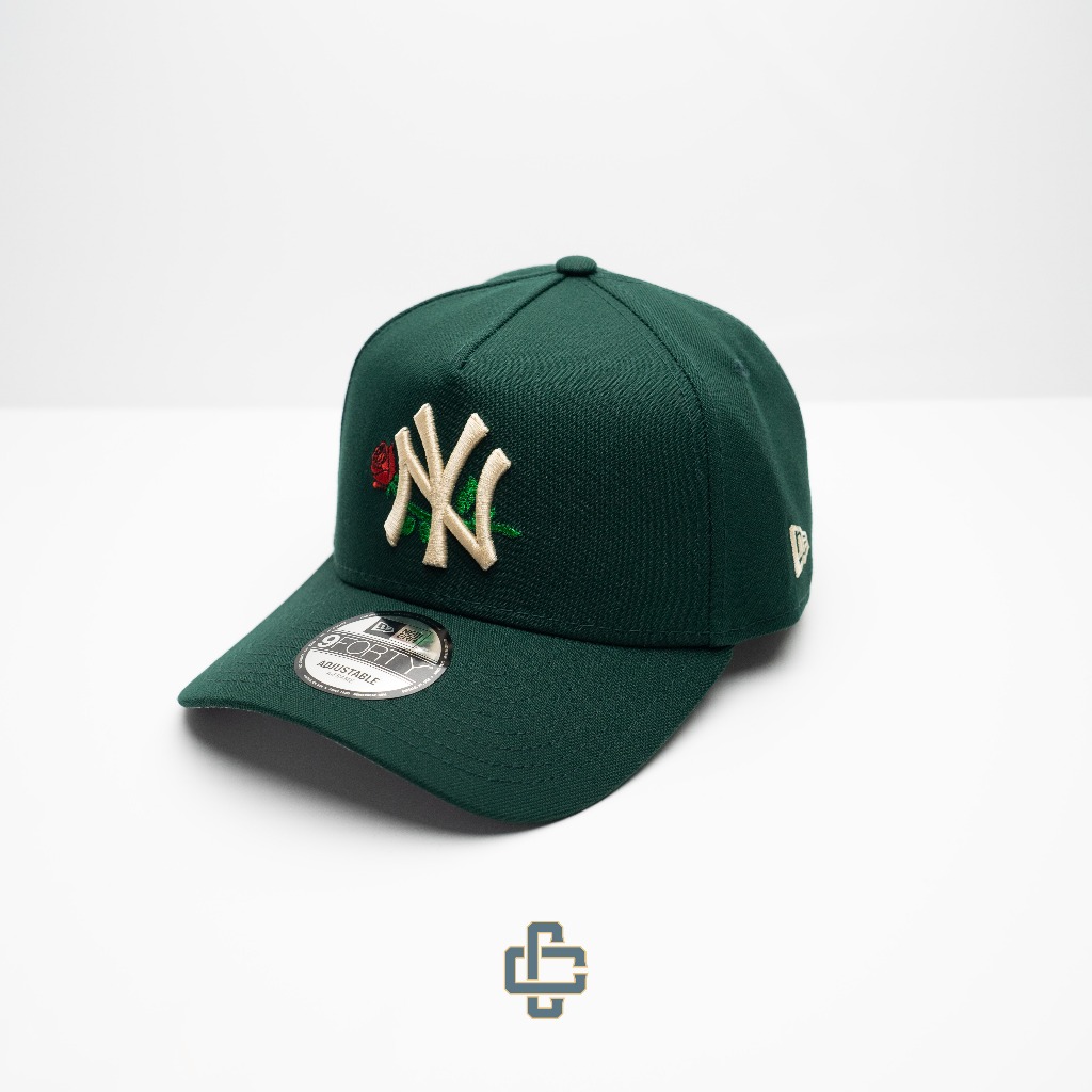 TOPI NEW ERA ORIGINAL 940 A FRAME NEW YORK YANKEES ROSES LOGO GREEN