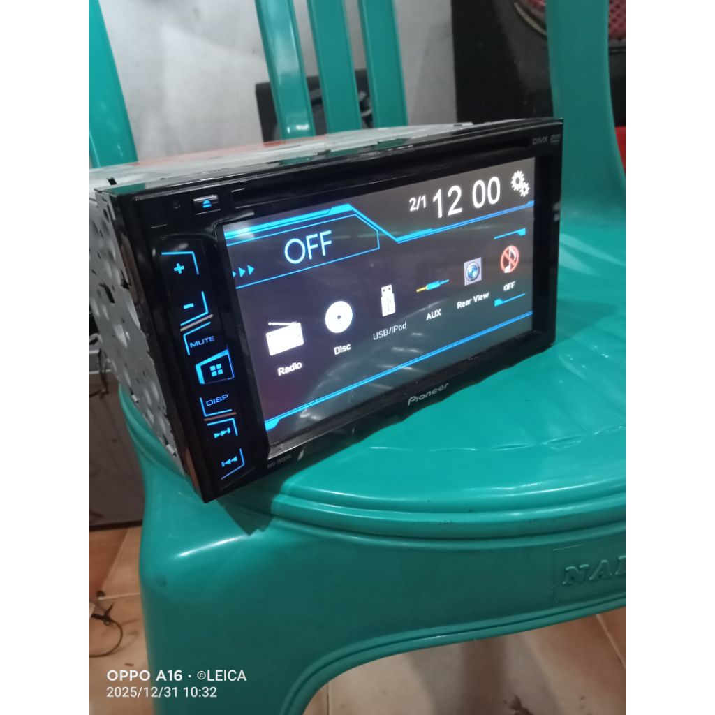Doubledin headunit Pioneer Avh 175 DVD