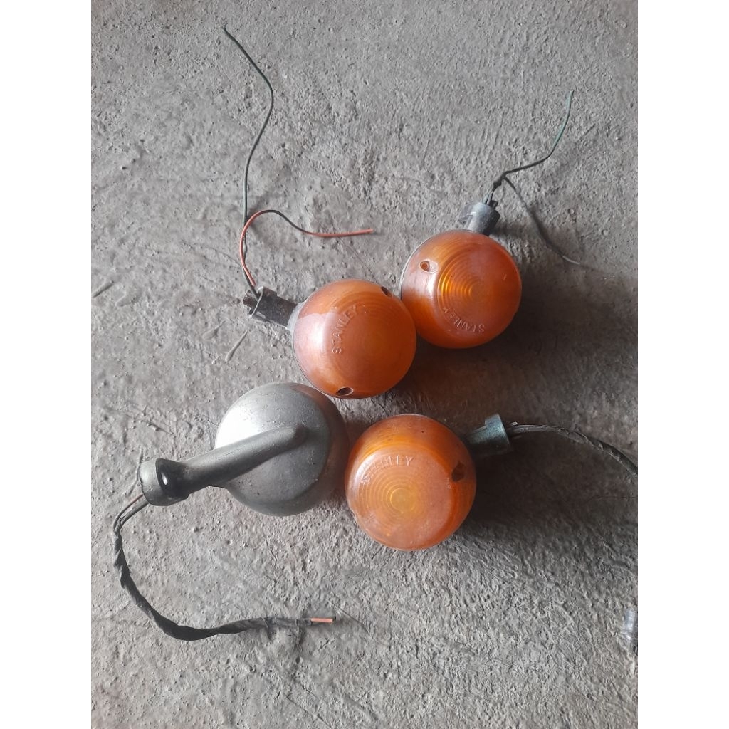 SEIN RETENG CB100 CB125 S90 ORIGINAL 4PCS