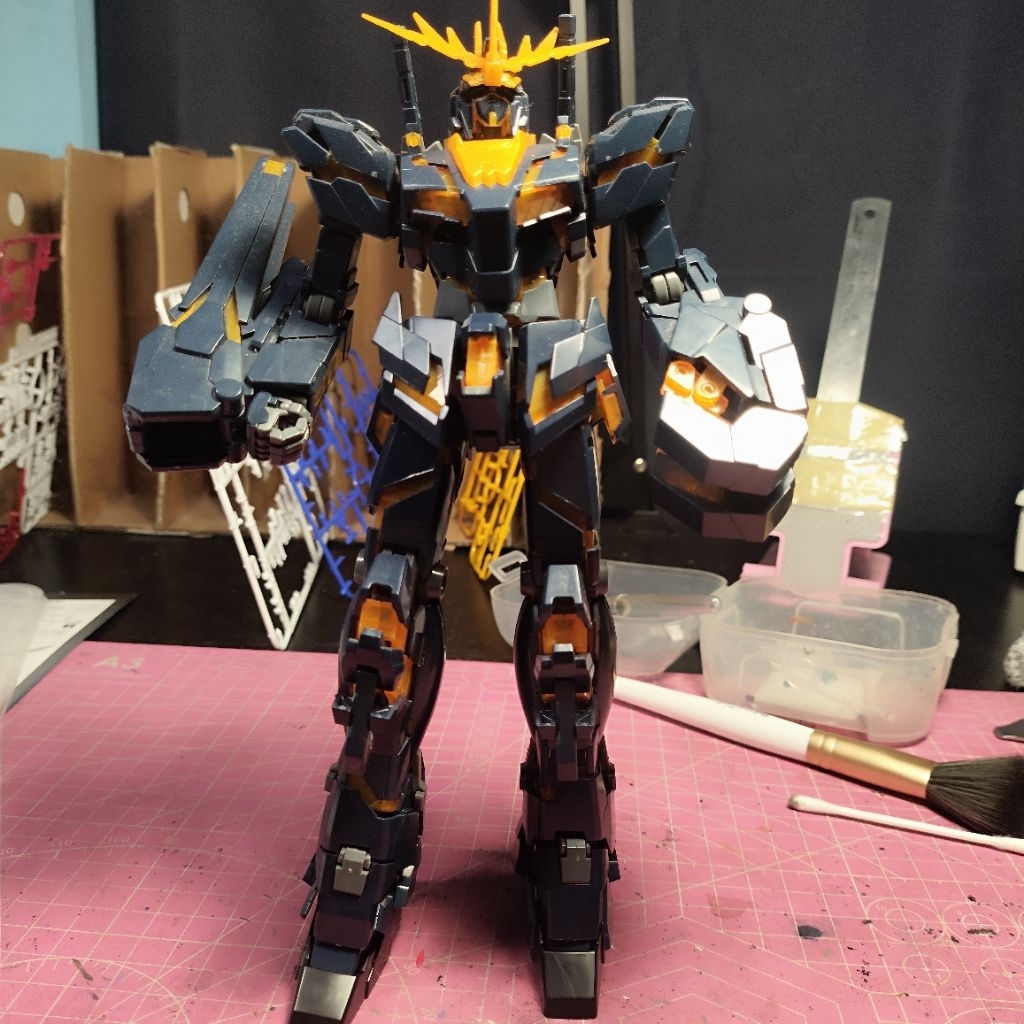 MG 1/100 Banshee Non Bandai