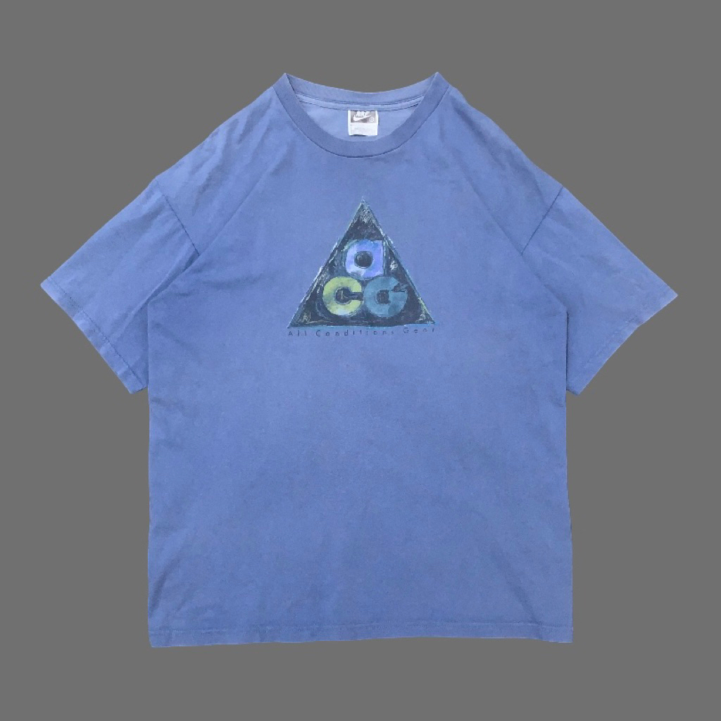 Nike ACG Vintage 90’s T-shirt / Kaos