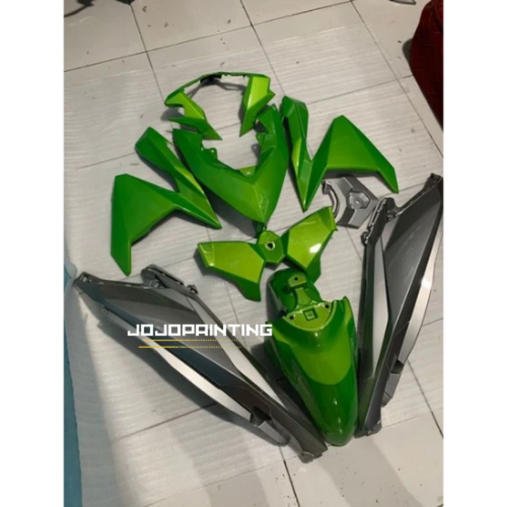 Cover body full halus honda vario 125-150 led old lime green x silver