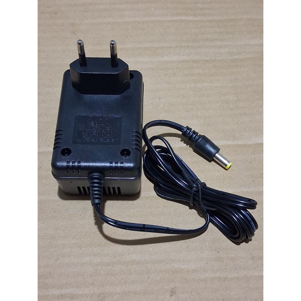 BARU ADAPTOR 6V.8000MA