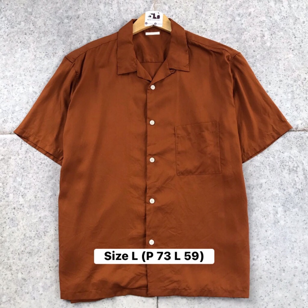 Kemeja Open Collar Gu Uniqlo