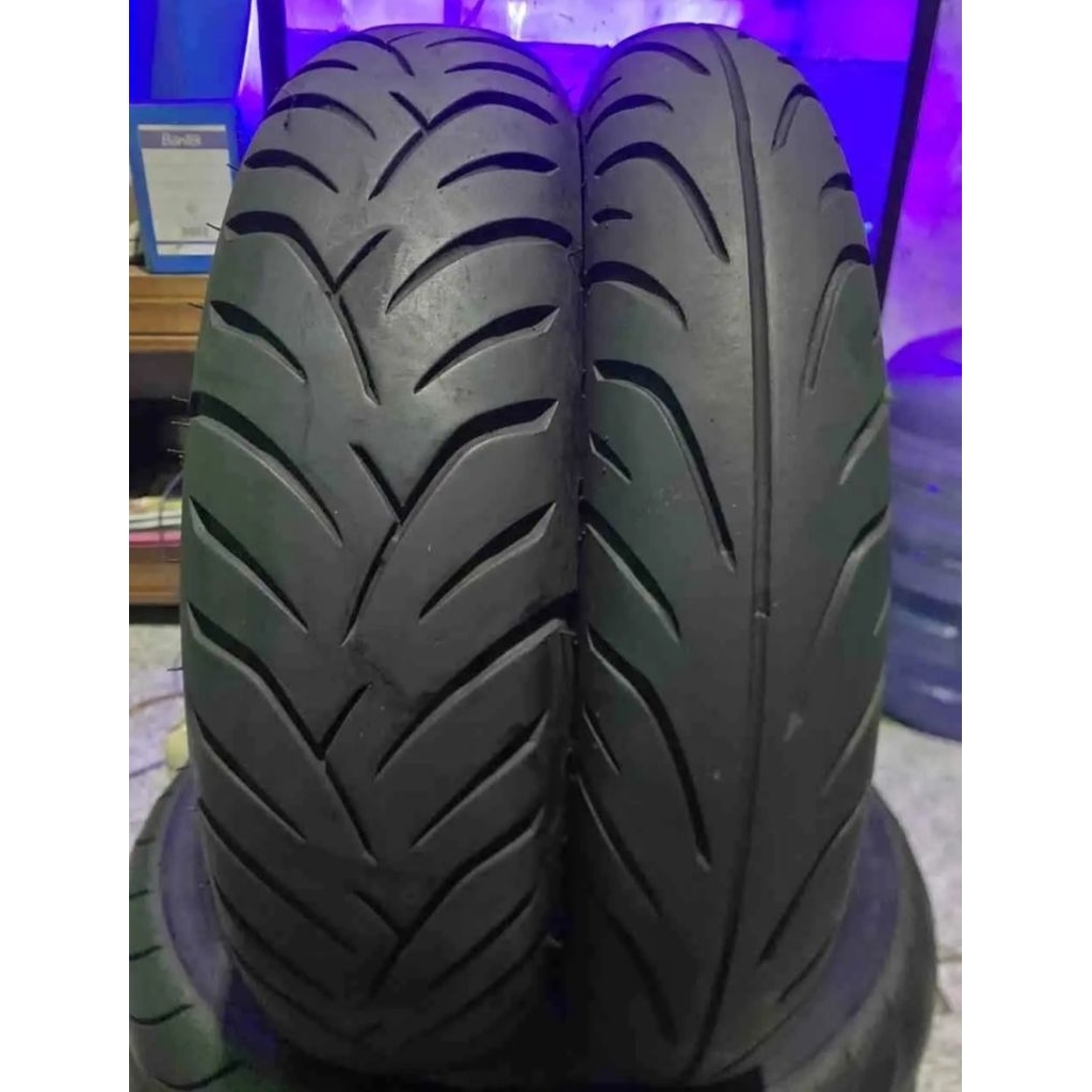 Sepasang Ban pcx 150 irc original copotan