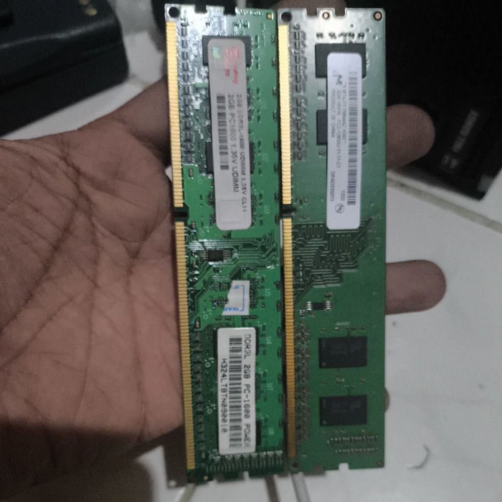 ram rusak jadul 2 keping untuk lebur