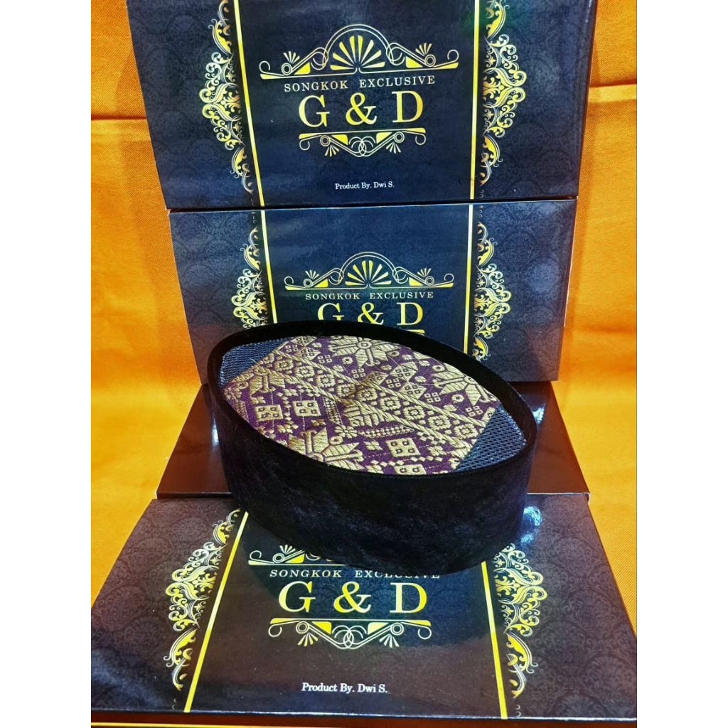 songkok peci AC bludru hitam atas kain songket mas