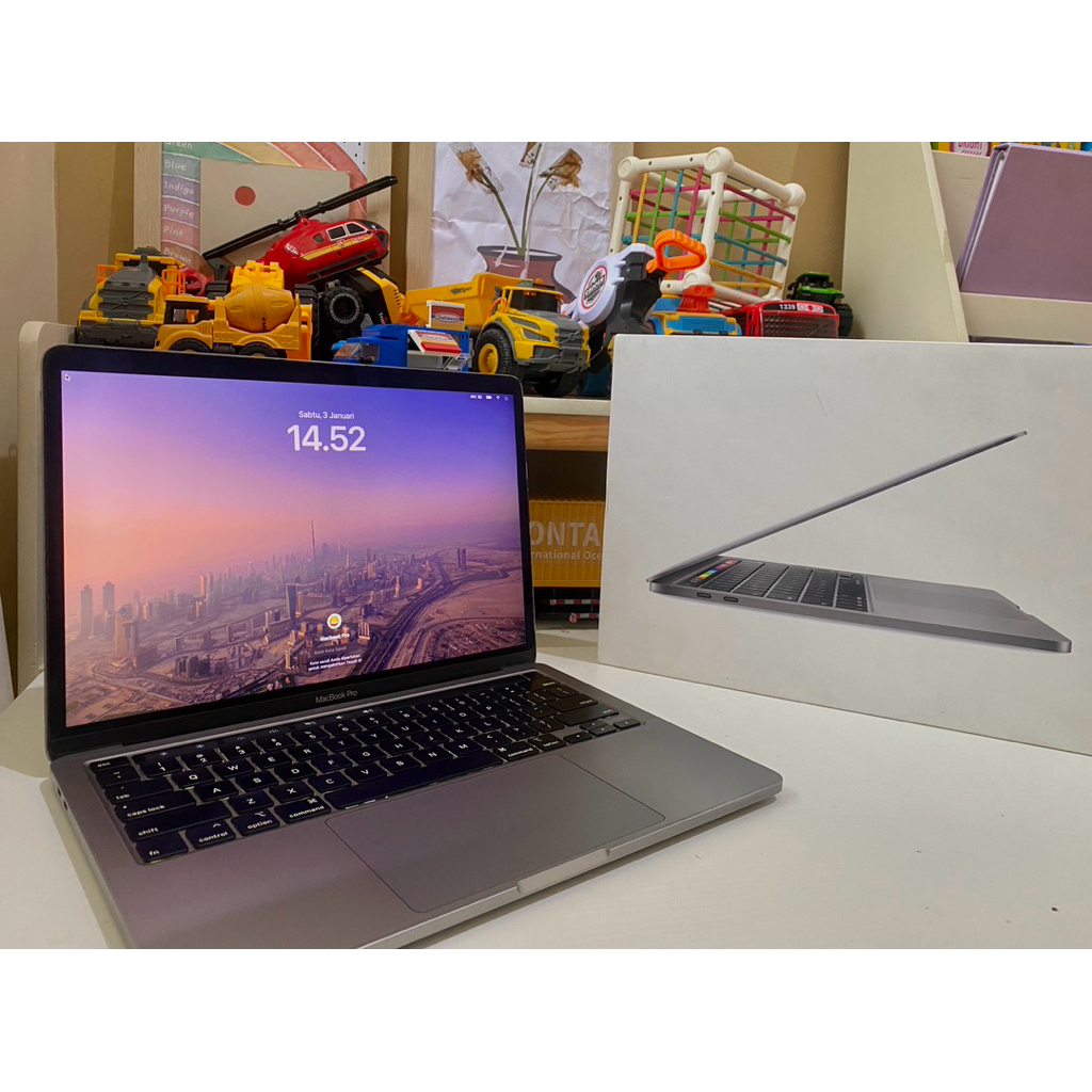 Macbook Pro 13" 2020 Fullset Ex Ibox
